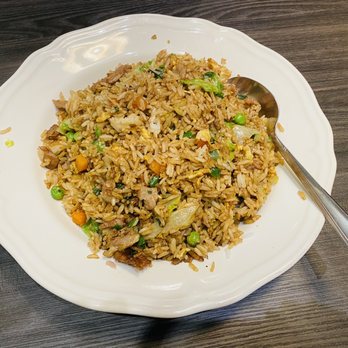 Yi Xin Cafe - Fried Rice - Hong Kong Style Cafe Near Me - Honolulu, Hawaii Yi Xin Cafe - Fried Rice - Hong Kong Style Cafe Near Me - Honolulu, Hawaii