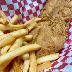 Halal Wings - Fish and fries basket