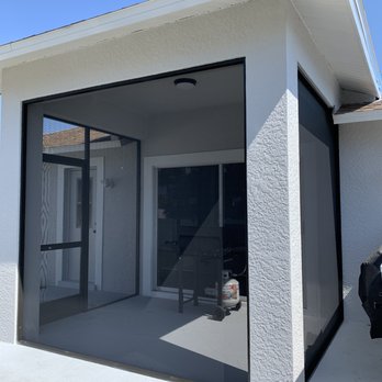 Key Screening - a view of a patio area - General Contractors Near Me - Fort Myers, Florida
