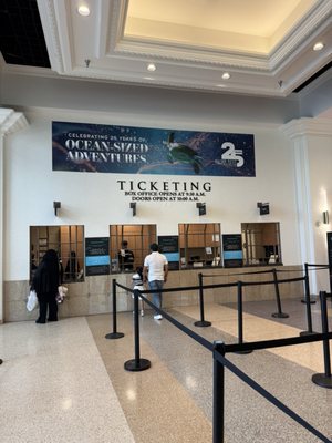 Shark Reef Aquarium at Mandalay Bay by null