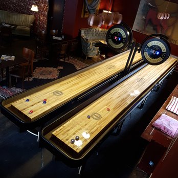 GiG - Die neuen Shuffleboard-Tische im GiG - Dive Bars Near Me - Hanover, NI
