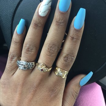 Nail Gloss - By Anna - Nail Salons Near Me - Sterling Heights, Michigan