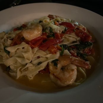 Nine One Five - Shrimp fettuccine - New American Near Me - Key West, Florida