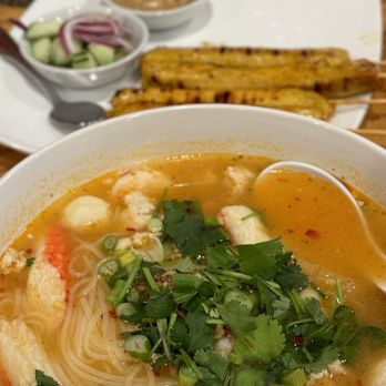Thai Mama - Tomyum noodle soup - Thai Near Me - Maryland Heights, Missouri Thai Mama - Tomyum noodle soup - Thai Near Me - Maryland Heights, Missouri