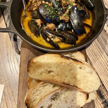 Canvas - Oven Roasted PEI Mussels - New American Near Me - Orlando, Florida