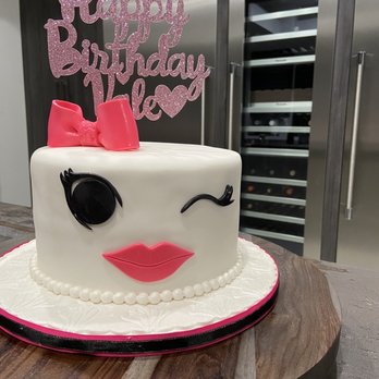 Moulin Rose Cake & Bakery Shop - Custom order for Birthday cake - Bakeries Near Me - Miami, Florida Moulin Rose Cake & Bakery Shop - Custom order for Birthday cake - Bakeries Near Me - Miami, Florida
