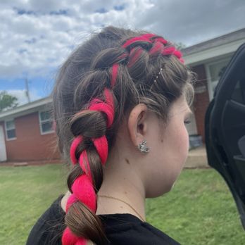 Hello Gorgeous Salon - Hair Salons Near Me - Stillwater, Oklahoma