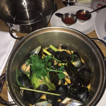 Flex Mussels - Thai Mussels - Seafood Near Me - New York, New York