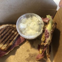 16 dollar sandwich