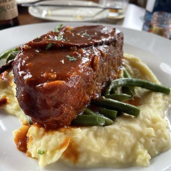Station House Cafe - Meat loaf - Breakfast & Brunch Near Me - Point Reyes Station, California Station House Cafe - Meat loaf - Breakfast & Brunch Near Me - Point Reyes Station, California