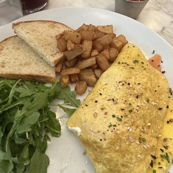Charley - Truffle omelette - Bars Near Me - Harrison, New Jersey