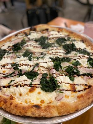 State of Mind Public House and Pizzeria by null