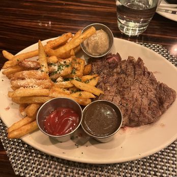Roanoke - Steak Grilled Hanger Steak - Cocktail Bars Near Me - Chicago, Illinois Roanoke - Steak Grilled Hanger Steak - Cocktail Bars Near Me - Chicago, Illinois