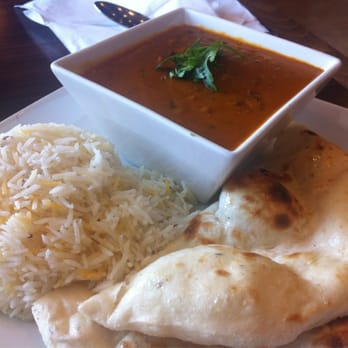 IndAroma - Dal Makhani (lentils and kidney beans) with rice and naan - Indian Near Me - Alexandria, Virginia