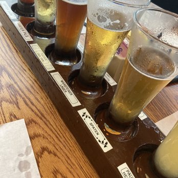 Cafe Old Vienna - Beer sampler - German Near Me - Myrtle Beach, South Carolina