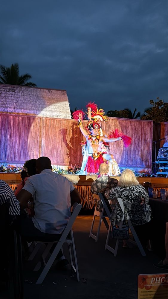 Island Breeze Luau