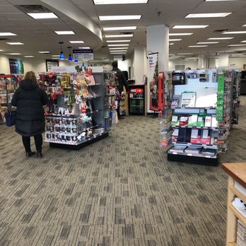 FedEx Office Print & Ship Center - Shipping Centers Near Me - Richfield, Minnesota FedEx Office Print & Ship Center - Shipping Centers Near Me - Richfield, Minnesota