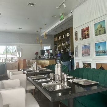 India Belly - Interior - Indian Near Me - Snoqualmie, Washington
