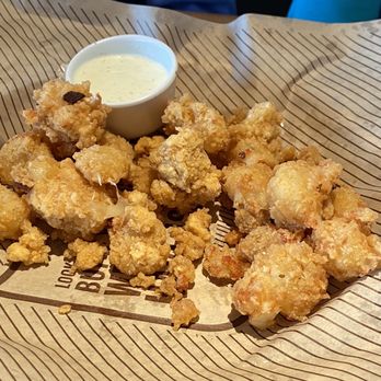 Cheddar's Scratch Kitchen - Wisconsin Cheese Bites - American Near Me - Huntsville, Alabama