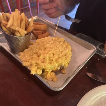 The Hop Shoppe - Burger with onion rings & Mac & cheese!!!! - Gastropubs Near Me - Staten Island, New York The Hop Shoppe - Burger with onion rings & Mac & cheese!!!! - Gastropubs Near Me - Staten Island, New York