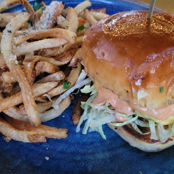 The Crunkleton - A Really Good Burger - Cocktail Bars Near Me - Charlotte, North Carolina