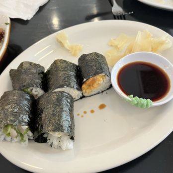 Fishwives - Hand rolls flight (oops I ate one) - Seafood Near Me - Pasadena, California