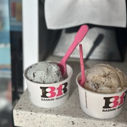 Baskin Robbins - Imperial Beach - Mint Chip Ice cream and Butter Pecan ice cream