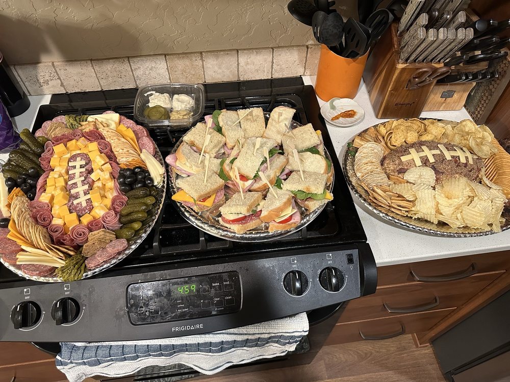 Red Barn Bakery Logo