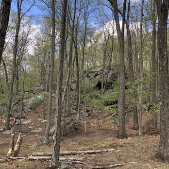Pyramid Mountain Natural Historic Area - Hiking Near Me - Boonton, New Jersey