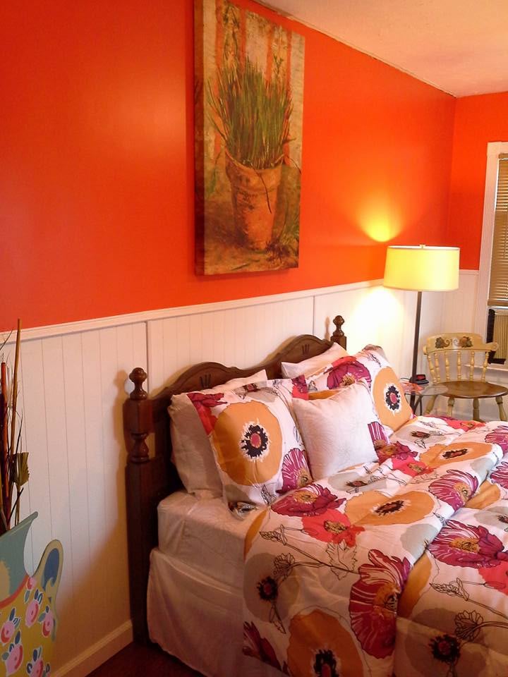 BROOKSIDE INN AT LAURENS Updated October 2024 32 Photos 99 Main