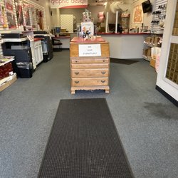 Postalcenter- Milford