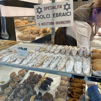 Panificio Volpe Giovanni - Bakeries Near Me - Venezia, VE