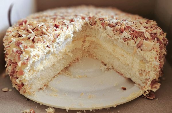 Peters' Bakery by null
