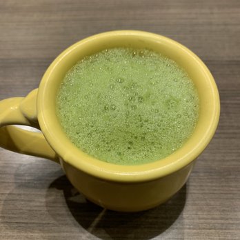 Snooze, an A.M. Eatery - Vanilla almond matcha latte - Breakfast & Brunch Near Me - Addison, Texas