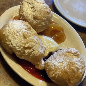 Huckleberry's - Mardi Gras Beignets ($6.99) - Cajun/Creole Near Me - Turlock, California