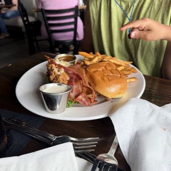 The Whiskey Kitchen - Fried hot chicken sandwich - Gastropubs Near Me - Virginia Beach, Virginia The Whiskey Kitchen - Fried hot chicken sandwich - Gastropubs Near Me - Virginia Beach, Virginia