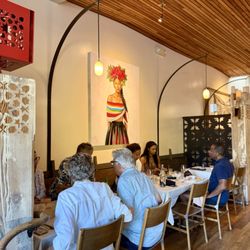 Obelisco Restaurant - Inside