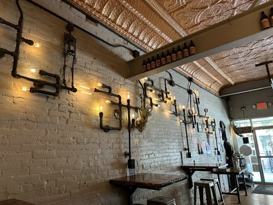 Buzz Bomb Brewing Co by null