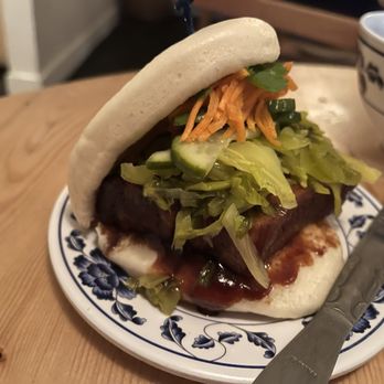 Woon - Pork Belly Bao 五花肉刈包 - Chinese Near Me - Los Angeles, California