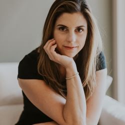 Elizabeth MD Facial Plastic Surgery - Call today and set up a consultation with Dr Elizabeth.