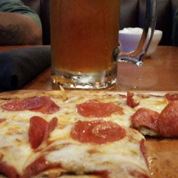 GameWorks - Pepperoni pleaze and a local ipa - Arcades Near Me - Seattle, Washington GameWorks - Pepperoni pleaze and a local ipa - Arcades Near Me - Seattle, Washington