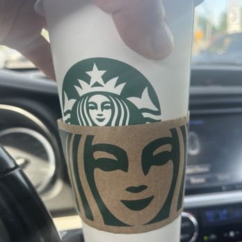 Starbucks - Coffee & Tea Near Me - Oakland, New Jersey