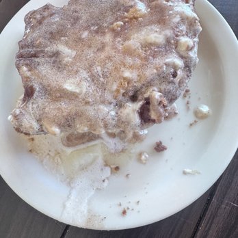 Carolyn's Cafe - Coffee cake with butter - Breakfast & Brunch Near Me - Redlands, California