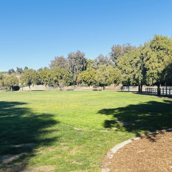 Circle J Ranch Park - Grassy Field - Parks Near Me - Santa Clarita, California