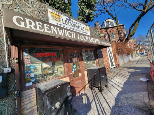 Greenwich Locksmiths by null