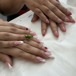 Acrylic nails