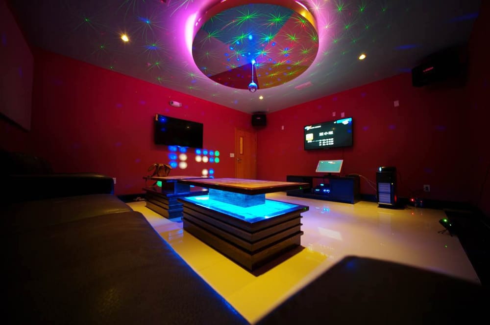 Social spots from Memories Karaoke