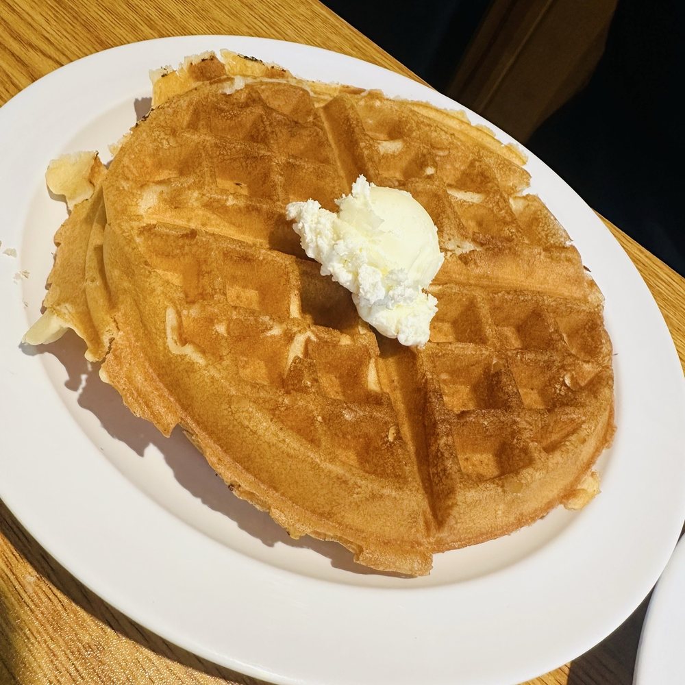Maggie's Restaurant - Waffle and Wings - Burgers Near Me - Vallejo, California Maggie's Restaurant - Waffle and Wings - Burgers Near Me - Vallejo, California