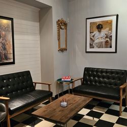 Effigy Salon - Interesting art....