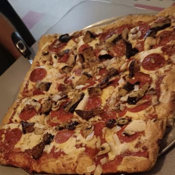 New York Pizza - Pizza Near Me - Hartwell, Georgia New York Pizza - Pizza Near Me - Hartwell, Georgia